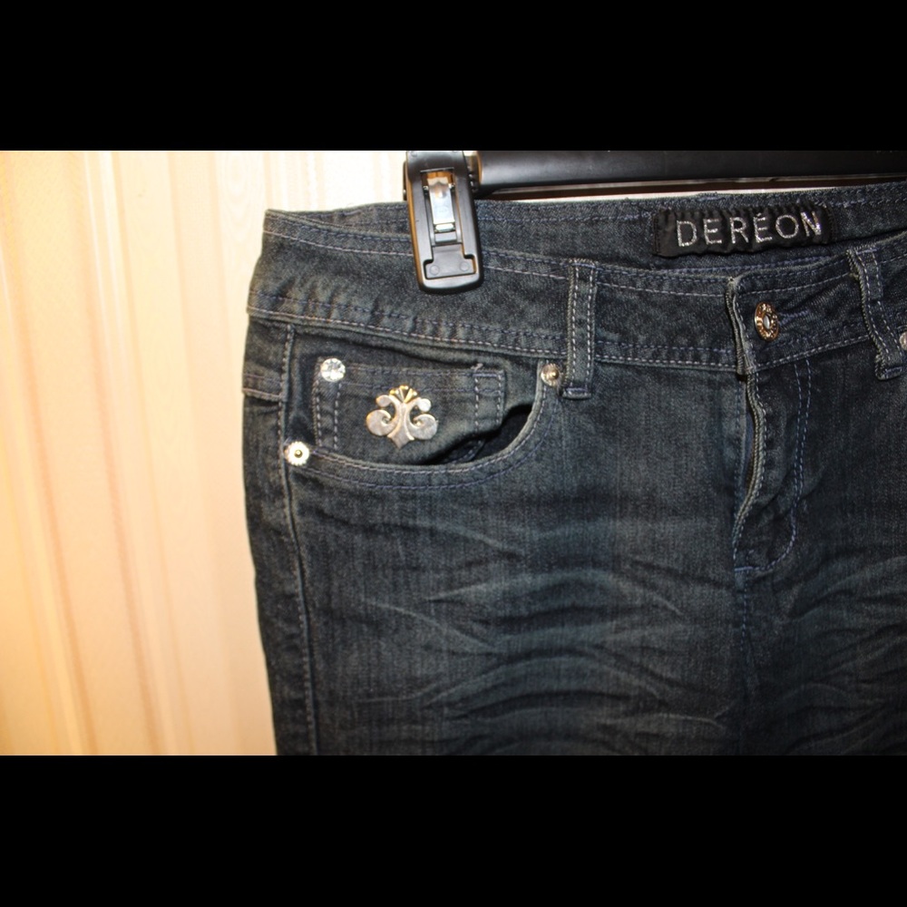 dereon denim jeans